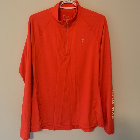 Old Navy Rest Run Repeat Go-Dry Performance Top - Picture 1 of 2